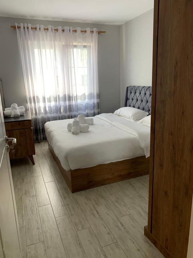 Lovely Apartment Tirana Kültér fotó