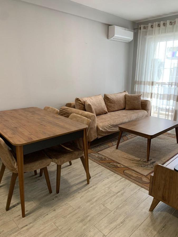 Lovely Apartment Tirana Kültér fotó